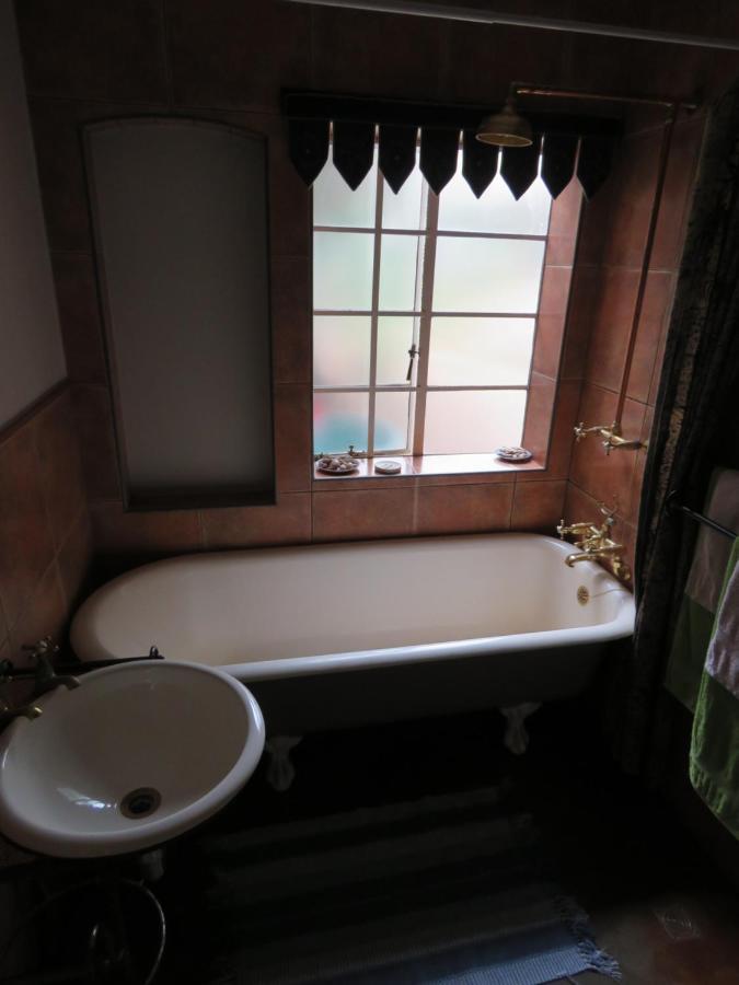 Fountain Baths Guest Cottages Barberton Eksteriør billede